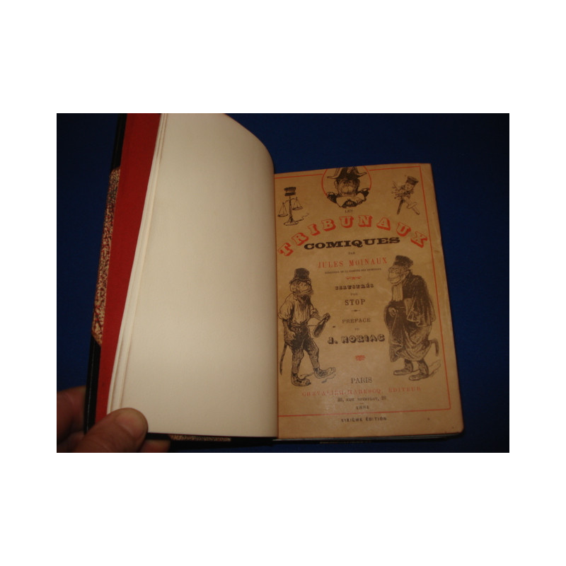 LES TRIBUNAUX COMIQUES