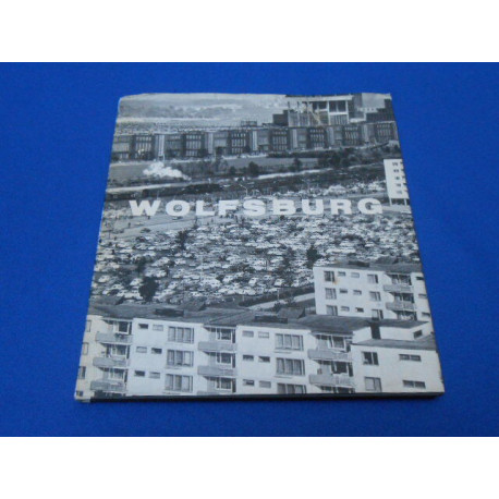 WOLFSBURG Bilder einen Jungen Stadt