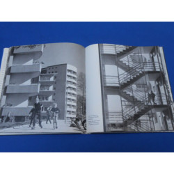 WOLFSBURG Bilder einen Jungen Stadt